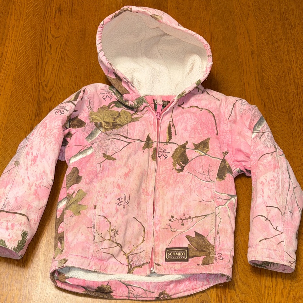 C.E. Schmidt size 6-8 girl real tree Pink Camouflage Hooded Jacket